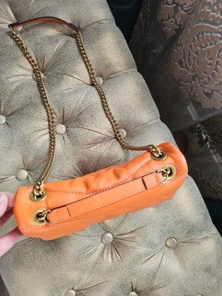 Bolso Elegante Naranja con Cadena