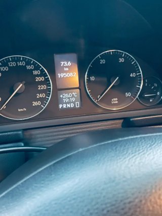 Mercedes-Benz C220 W203