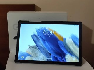 Samsung Galaxy Tab A8 10,5 64GB WiFi + custodia