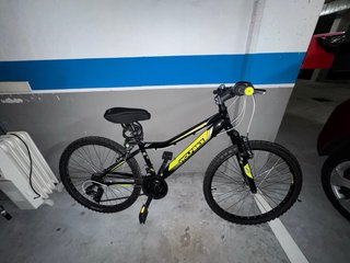 Bicicleta WOLFBIKE Negra y Amarilla
