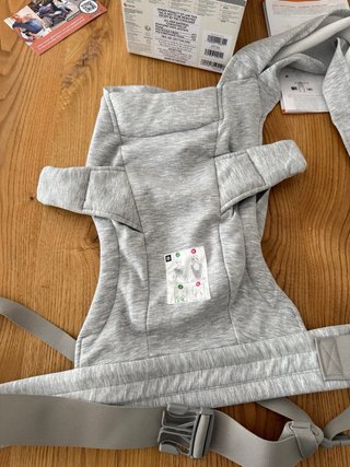 Ergobaby Embrace + Funda Invierno