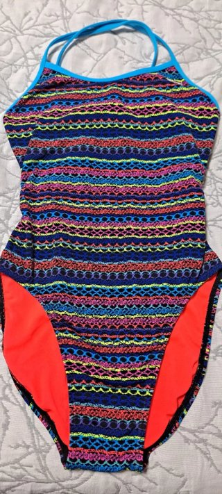 Bañador TYR  natación estampado multicolor.