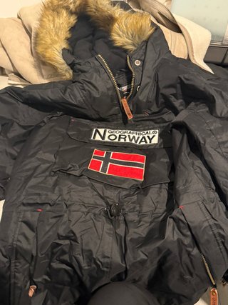 Abrigo Geographical Norway Negro
