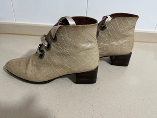Botines Hispanitas Beige