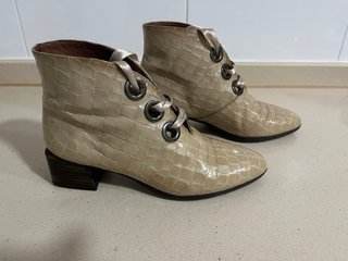 Botines Hispanitas Beige