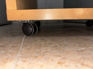Mesa Soporte para TV con Ruedas