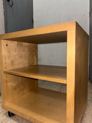 Mesa Soporte para TV con Ruedas