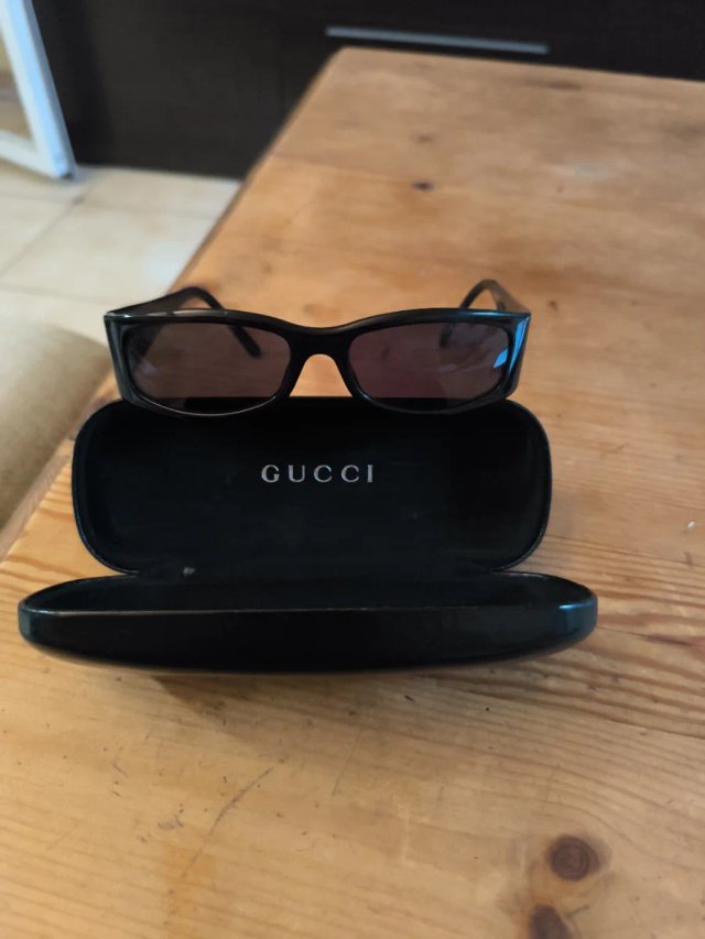 Gafas de sol Gucci 2526S con funda