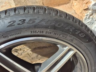 4 Llantas con Neumáticos Invierno 235/50 R18