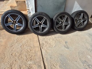 4 Llantas con Neumáticos Invierno 235/50 R18