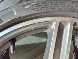 4 Llantas con Neumáticos Invierno 235/50 R18