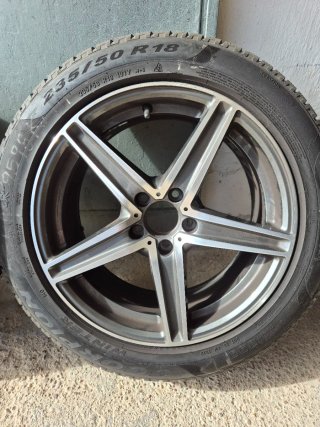 4 Llantas con Neumáticos Invierno 235/50 R18