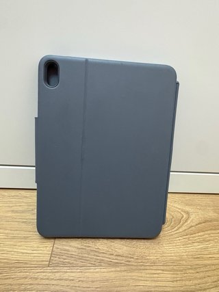 Cover con Tastiera Logitech Rugged Folio - iPad 10ª