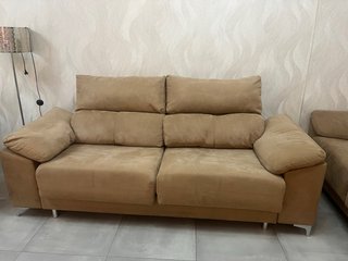 Sofás Maxi 210 y Maxi Plus 230 (los 2 por 450€)