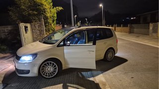 Volkswagen Touran 2012