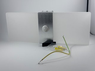 Luz con sensor para interior o exterior