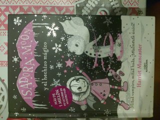 13 libros Isadora Moon