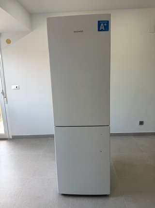 Frigorífico Daewoo Blanco A+