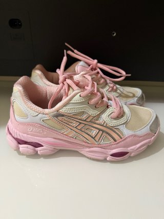 Zapatillas Asics rosas