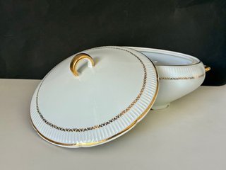 🇫🇷 Sopera blanca y dorado Porcelana