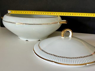 🇫🇷 Sopera blanca y dorado Porcelana