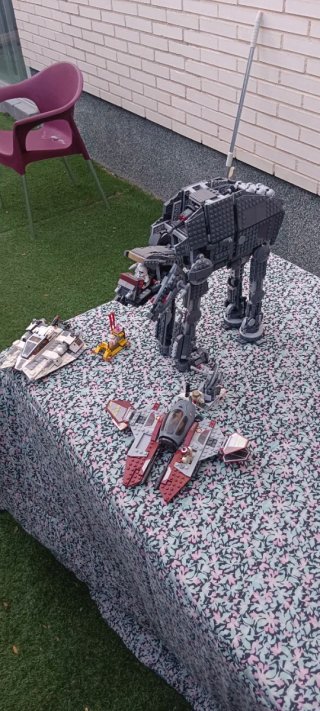 Set LEGO Star Wars AT-AT