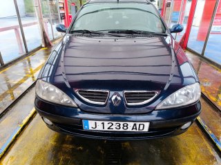 Renault Megane 1998 solo cambio por furgoneta