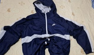 Chaqueta Nike Azul y Blanca