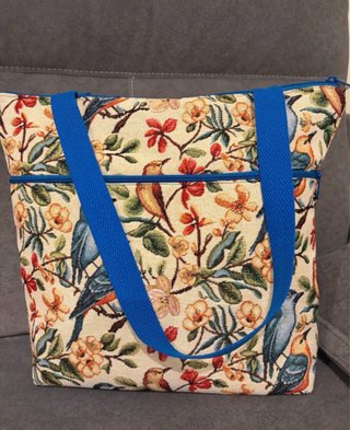 Totebag con Estampado de Pajaritos. Nueva