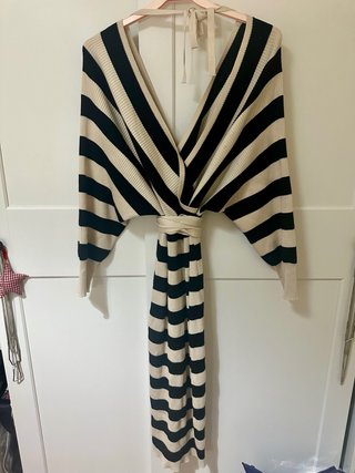 Vestido midi de rayas