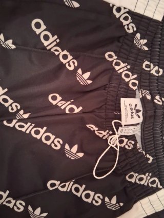 Pantalones Adidas Original Negro Logo Repetido