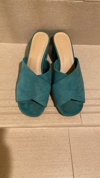 Oshío, Zapatos de color verde preciosos