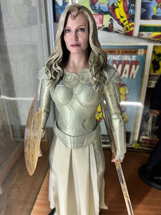 Figura Hot Toys Thena Eternals Marvel