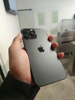 iPhone 16 Pro Max Negro