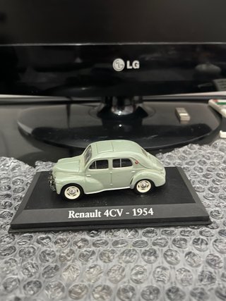 Coche en miniatura Renault 4CV 1954