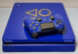 PS4 Edición Limitada Azul y Oro