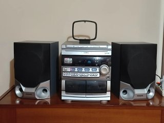 Minicadena Philips FW350C 3 CD Doble Casete