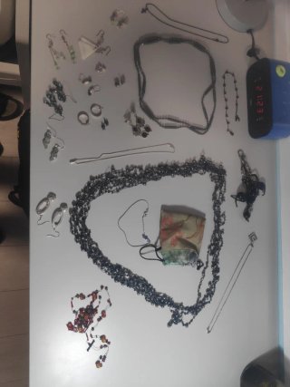 Lote de Joyería: Pendientes, Collares, Pulseras...