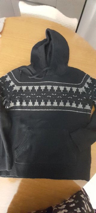 Maglione uomo nero e grigio