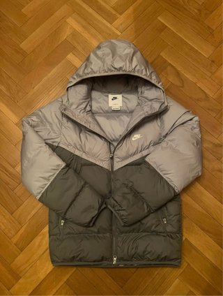 Abrigo/Plumifero Nike Gris NEGOCIABLE