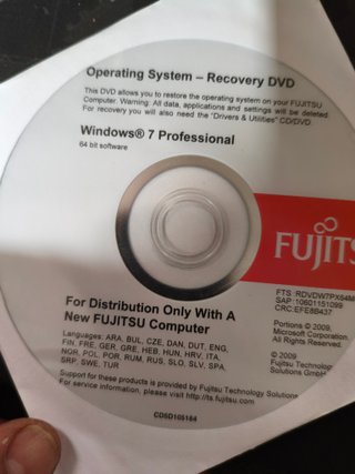 DVD di ripristino Windows 7 Pro 64 bit Fujitsu