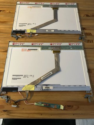 2 schermi portatili 15,4" AU Optronics B154EW02 V