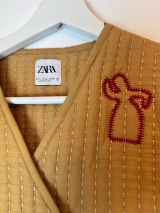 Chaleco Bordado Zara L