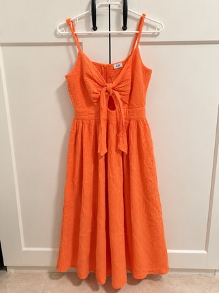 Vestido naranja PIMKIE con lazo