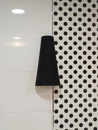 Aplique de pared en seda negra