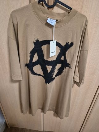 Camiseta Vetements Beige