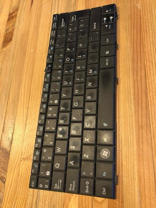 2 tastiere portatili in spagnolo (V109762AK1 e K0124)