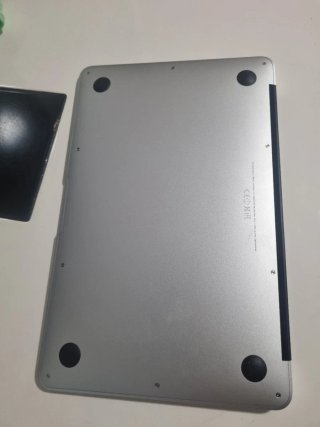 MacBook Air 11" (2015) i5 4GB 128GB