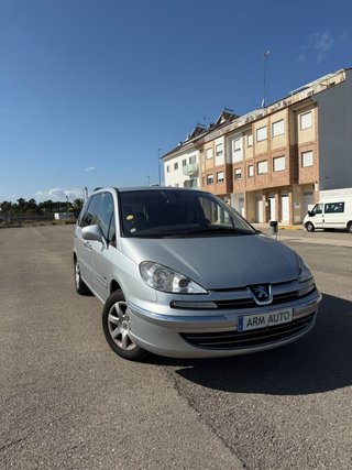 Peugeot 807 2012