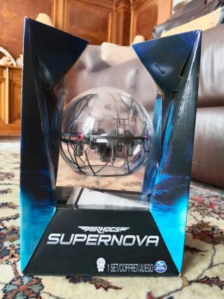 Dron Airhogs Supernova